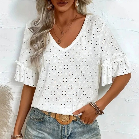 Tops - White Eyelet Ruffle Sleeve Top